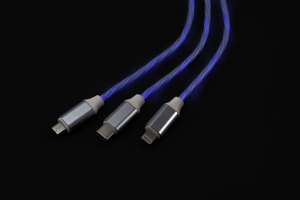 3-IN-1 LED LIGHT UP CABLE